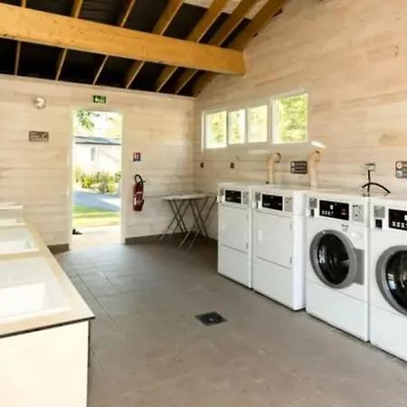 Mobil-home 6 Personnes Avec Terrasse A - Api-1-52-371 Campingplads