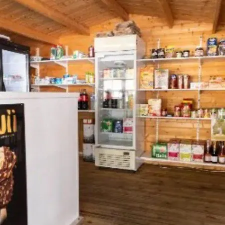 Mobil-home 6 Personnes Avec Terrasse A - Api-1-52-371 Camping *